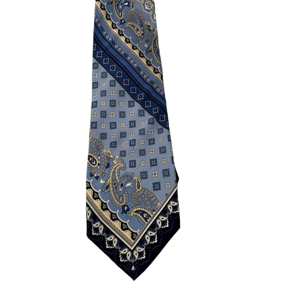 STACY ADAMS Blue paisley silk tie